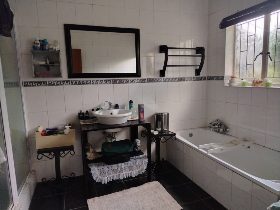4 Bedroom Property for Sale in Bodorp North West